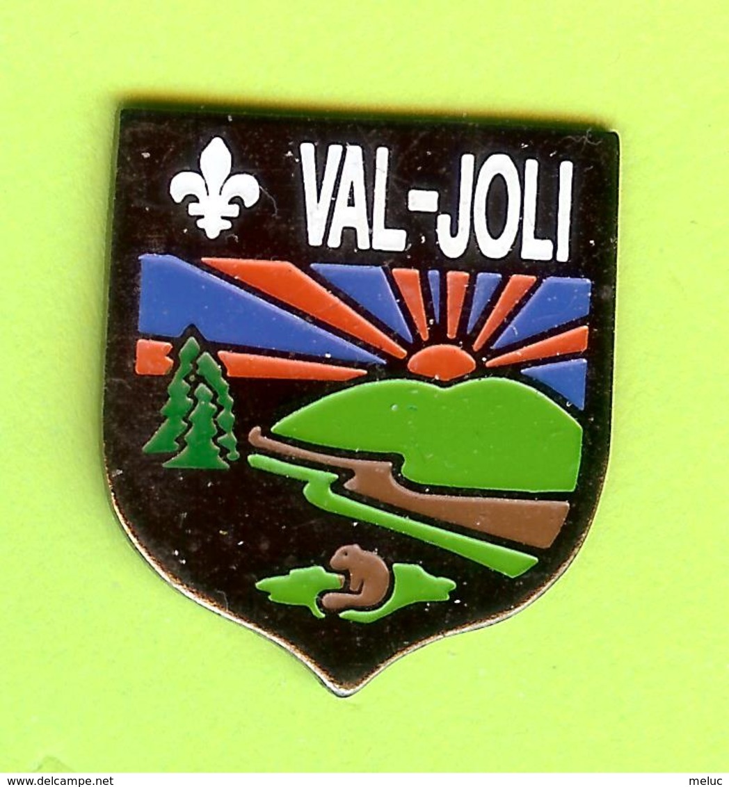 Pin's Ville Du Québec Val-Joli - 4FF05 - Villes