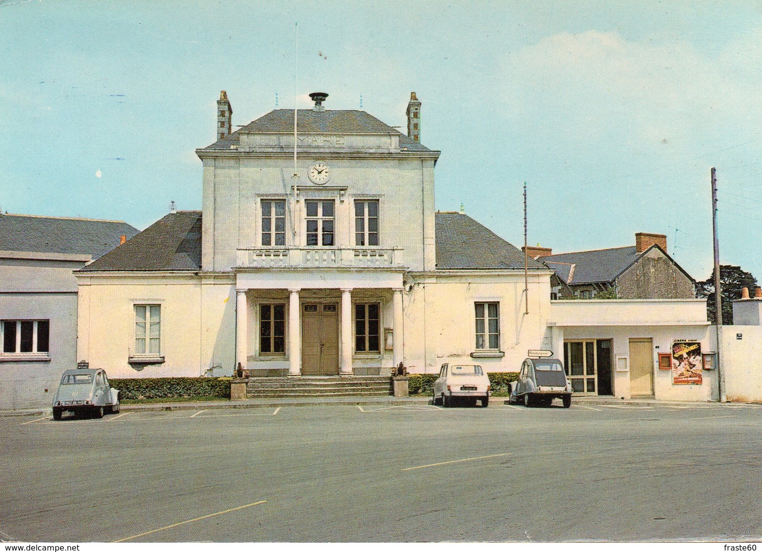 Saint Pere En Retz - L ' Hôtel De Ville - Autres & Non Classés