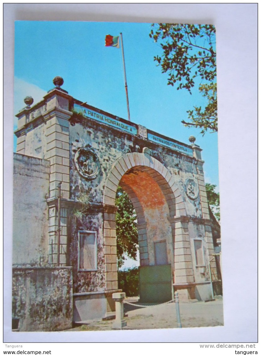 China Chine Macao The Border Gate Separating Macao From The China Mainland La Frontière - Chine