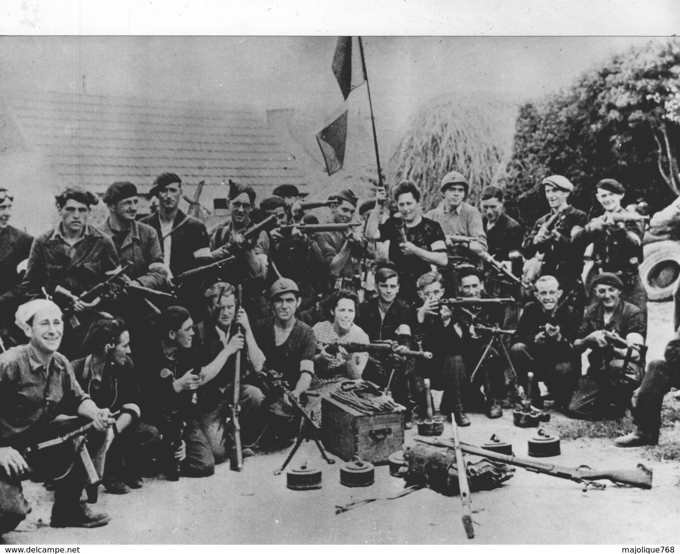 Reproduction De Photo De Guerre 39/45 - - Guerre, Militaire