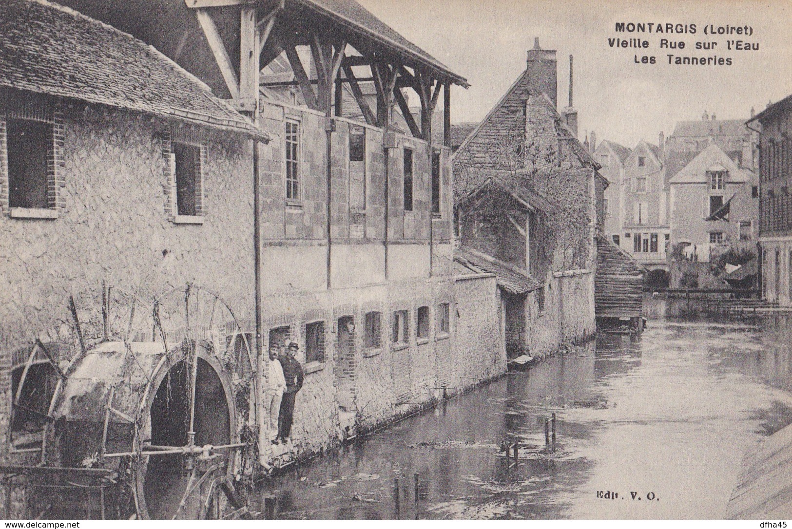 Montargis : Vieille Rue Sur L'Eau - Les Tanneries - Montargis