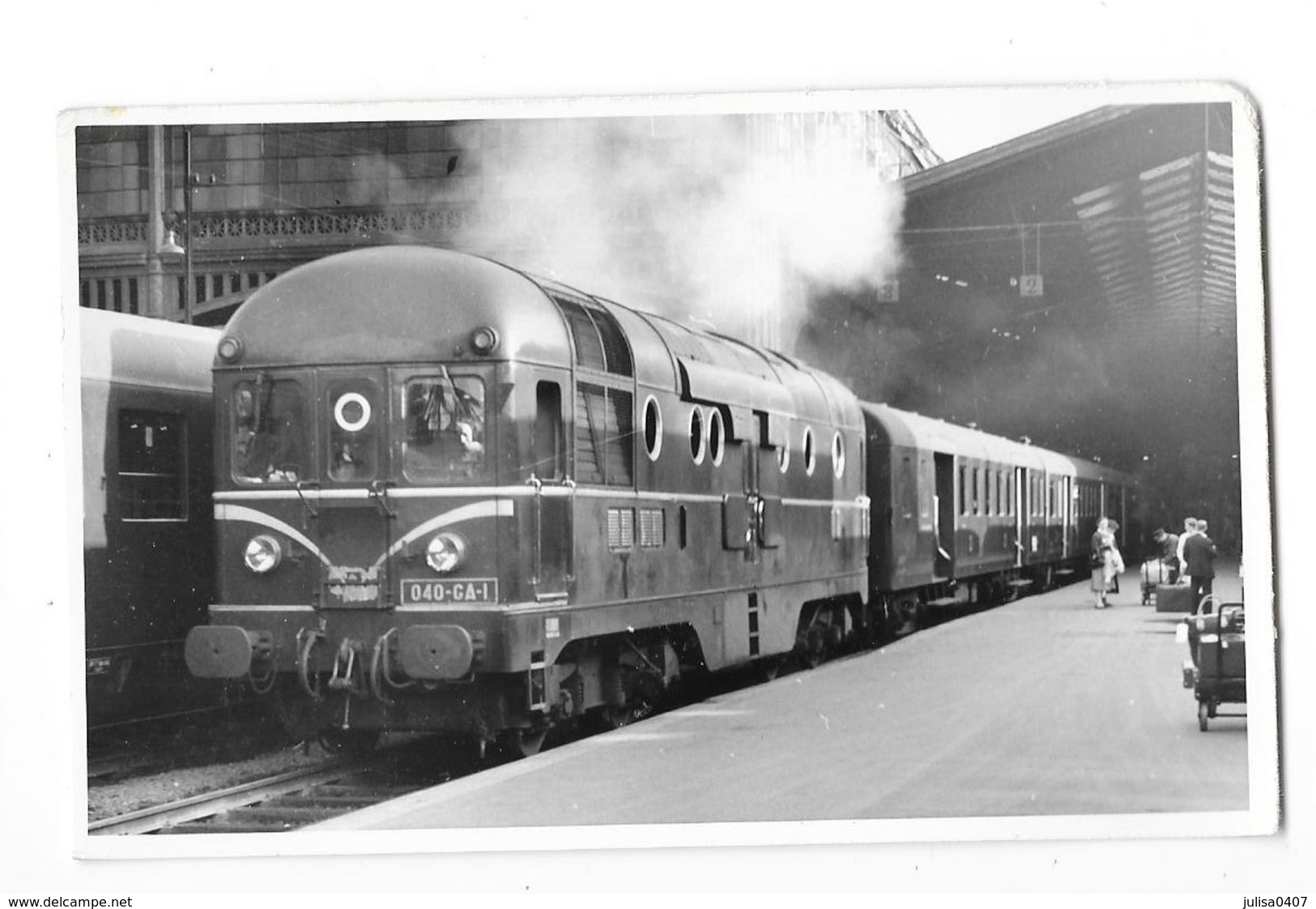 PARIS (75) Photographie Format Cpa Gare Du Nord Express De Valenciennes Locomotive Gros Plan - Metro, Estaciones