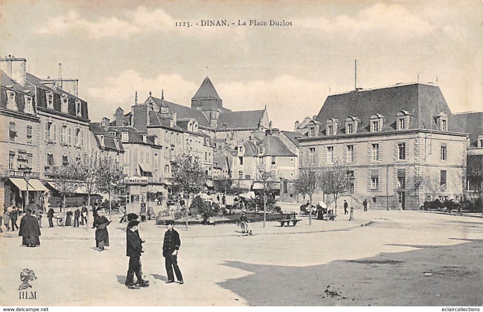 Dinan       22      Place Duclos     (voir Scan) - Dinan