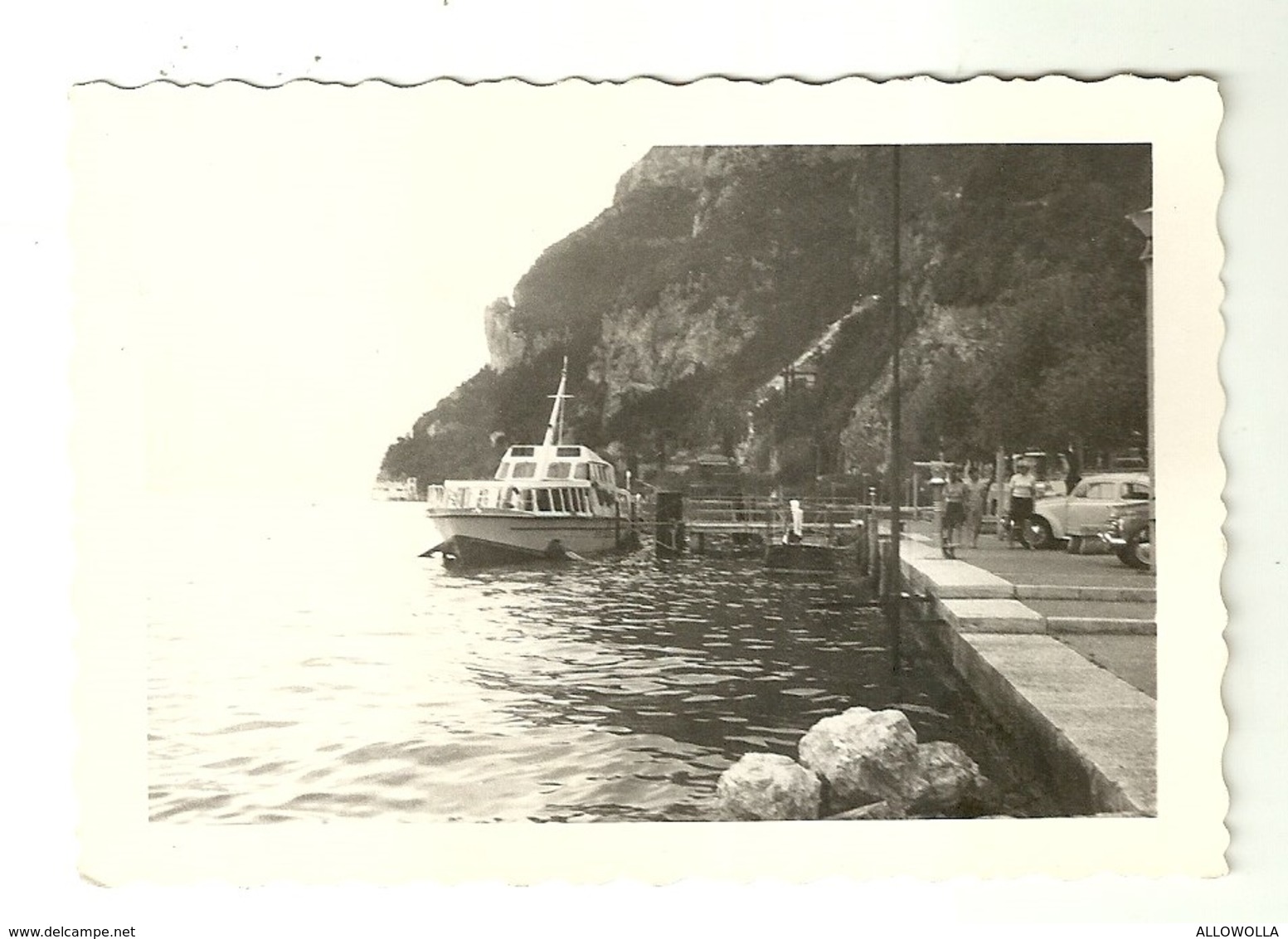 4573 " RIVA DEL GARDA-BATTELLO-VW MAGGIOLINO "ANIMATA-FOTO ORIGINALE - Luoghi