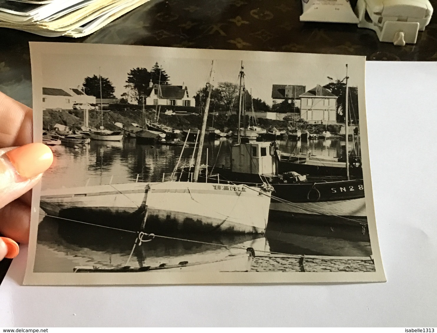 Photo Noir Et Blanc En 1967 Le Croisic  Bateau Bateau De Pêche - Lieux