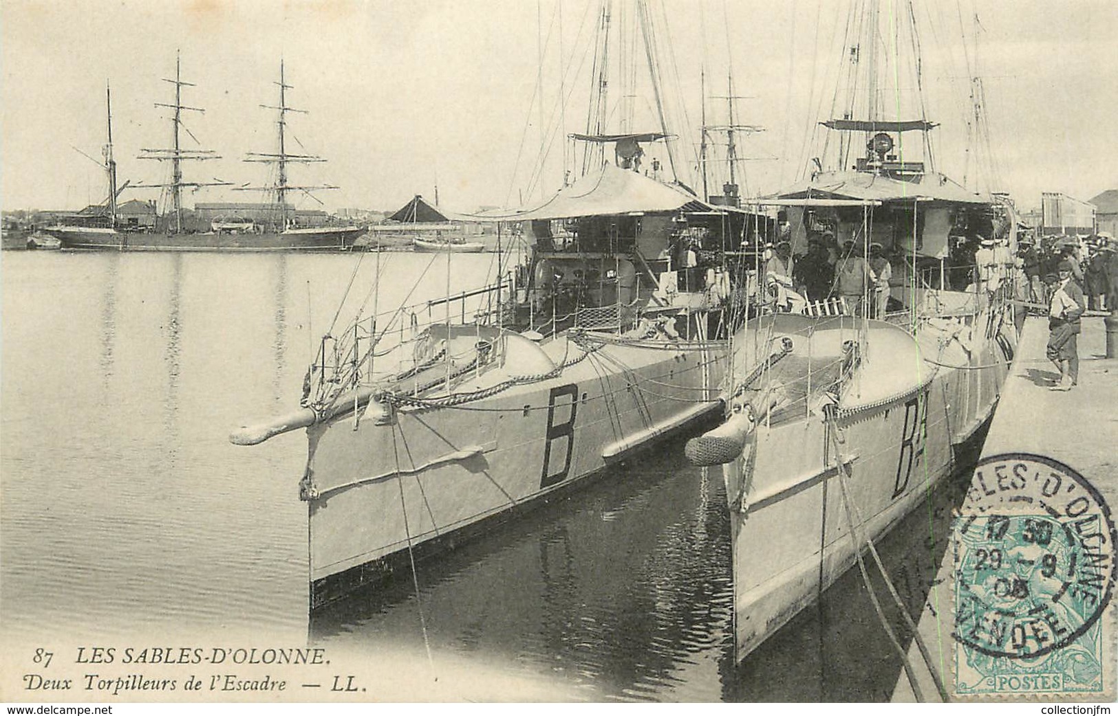 / CPA FRANCE 85 "Les Sables D'Olonne, Deux Torpilleurs De L'Escadre" - Sables D'Olonne