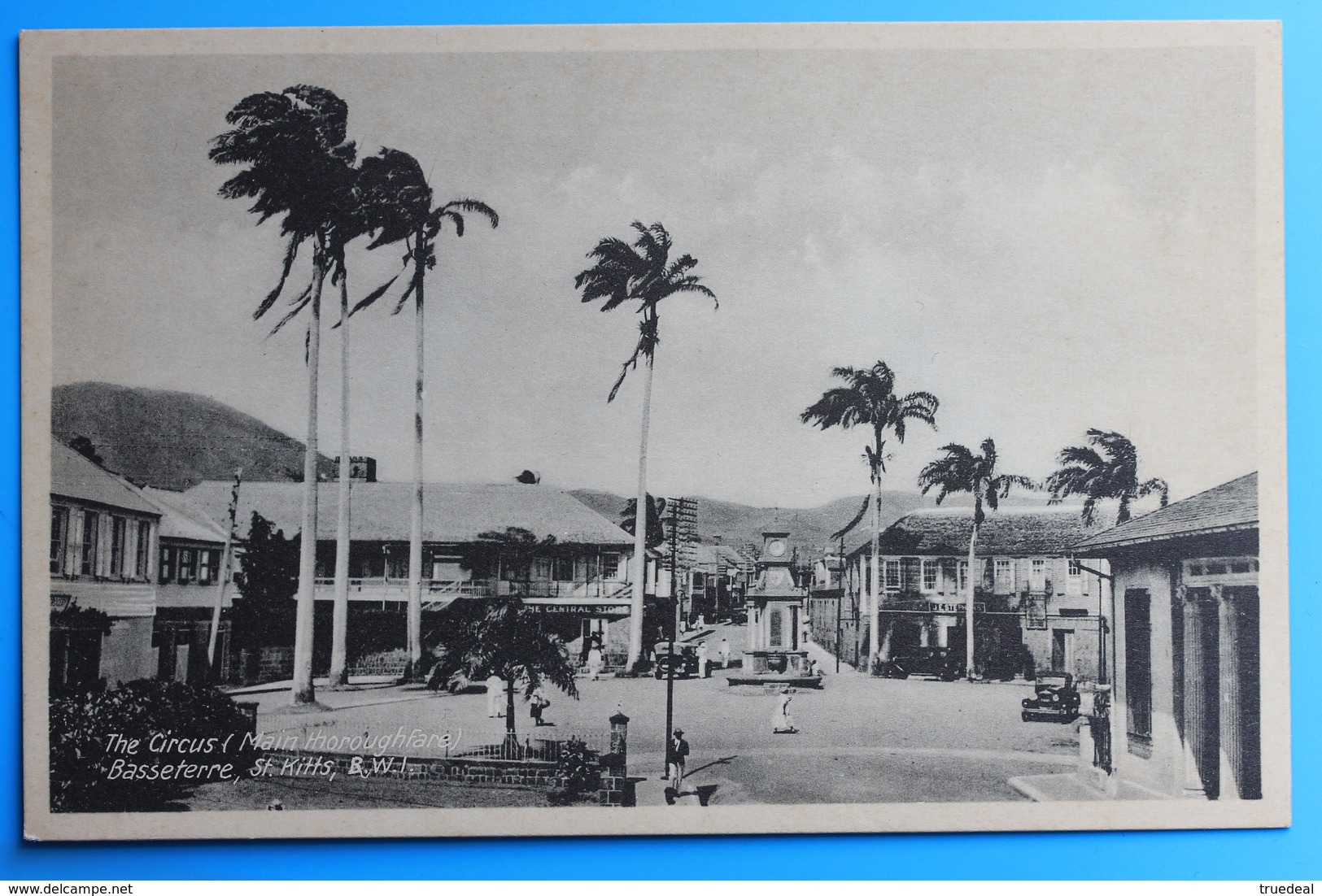 The Circus (Main Thoroughfare), Basseterre, St Kitts, B.W.I. - Saint-Christophe-et-Niévès