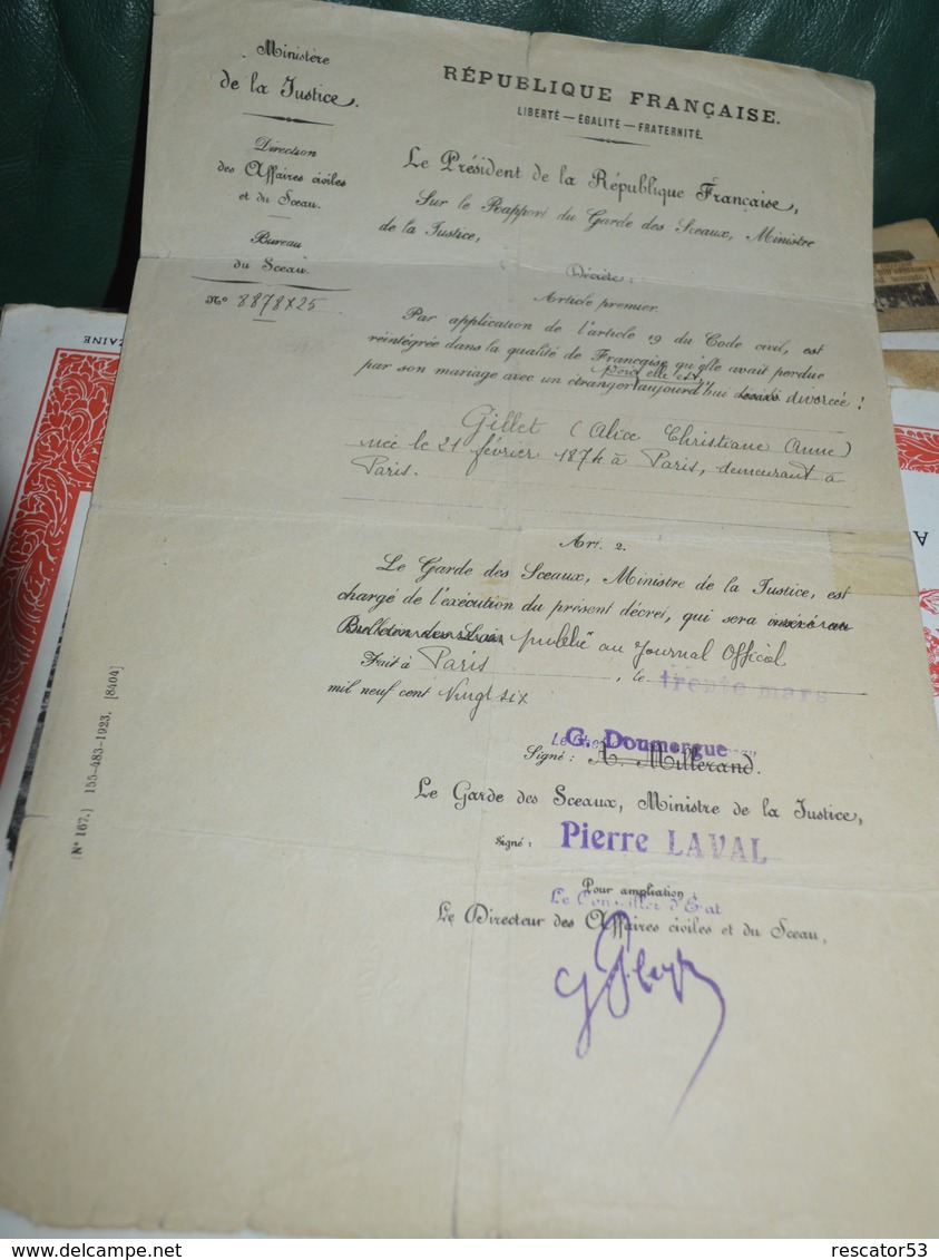 Rare Document Ministre De La Justice Avec Tampons De Doumergue Remplaçant Millerand Et Pierre Laval - Collections