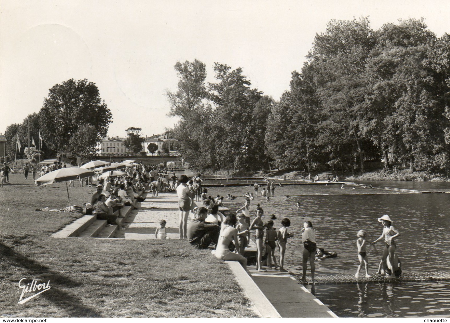 JARNAC    La Plage....edit   Gilbert  No.70 - Jarnac