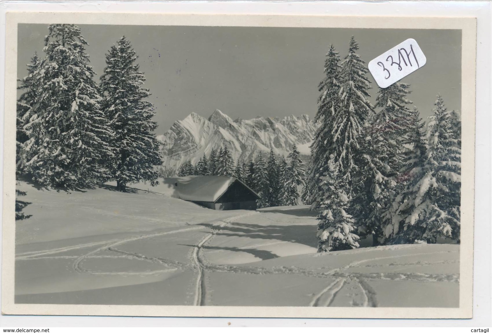 Lot - L329- SUISSE - Lot belle sélection  40 CP ( toutes catégories) diverses   ( voir scans et description)