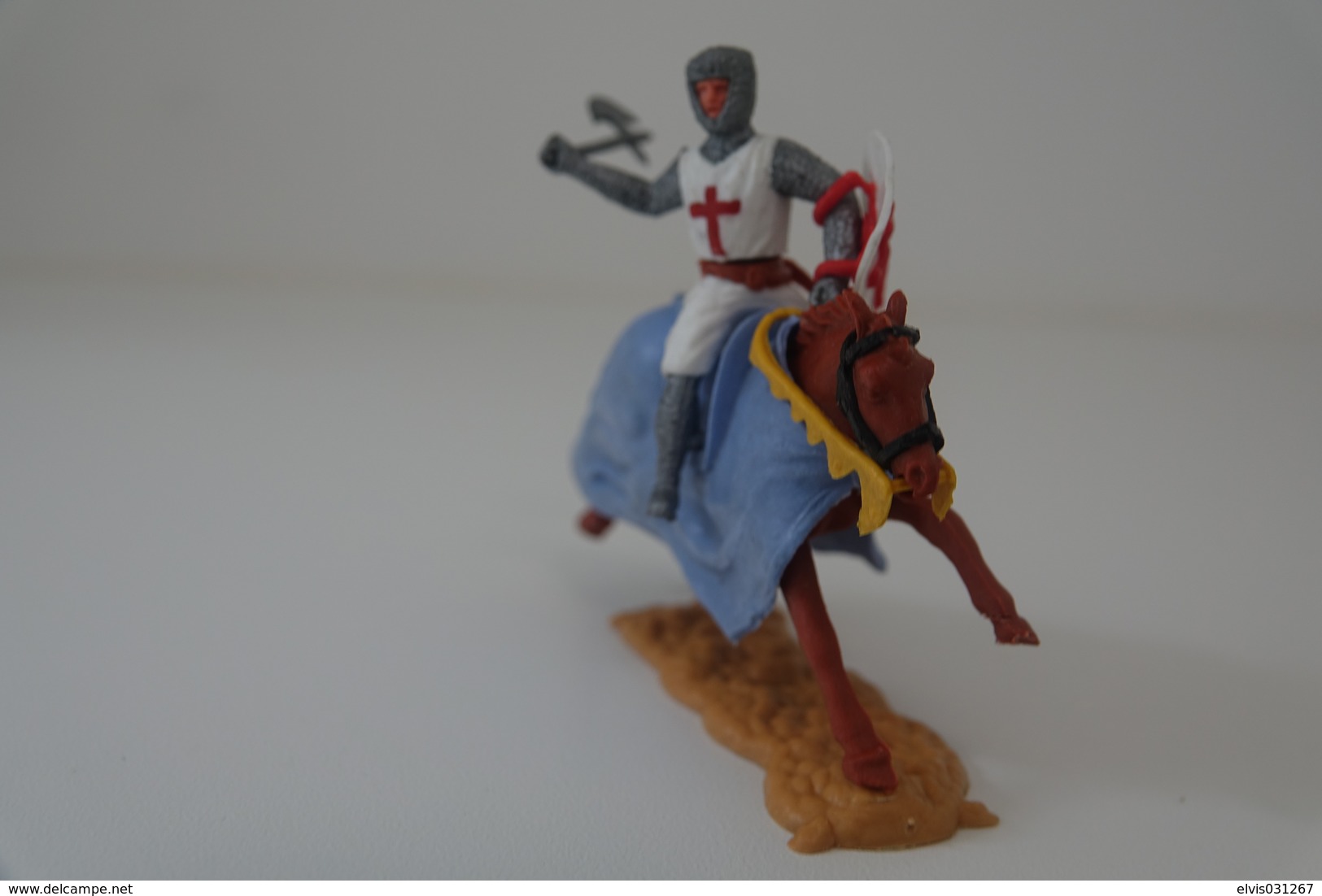 Timpo : CRUSADER RIDING HORSE WITH AXE - 1960-70's, Made In England, *** - Figurines