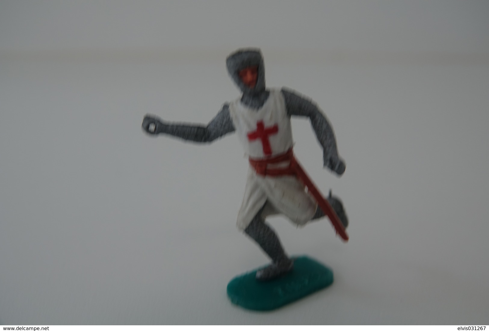 Timpo : PARTS/REPAIR CRUSADER SWORD/AXE/MORGENSTERNS - 1960-70's, Made In England, *** - Figurines