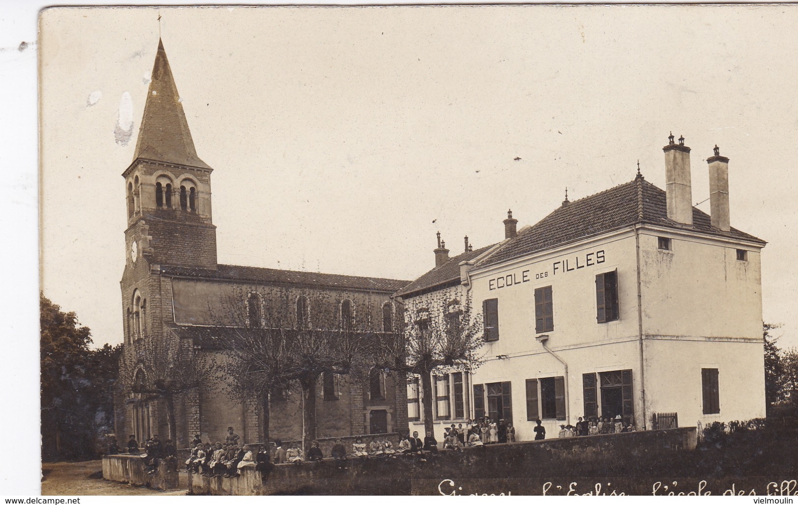 GIGNY SUR SAONE 71 L'EGLISE ET L'ECOLE DES FILLES BELLE CARTE ANIMEE RARE !!! - Autres & Non Classés