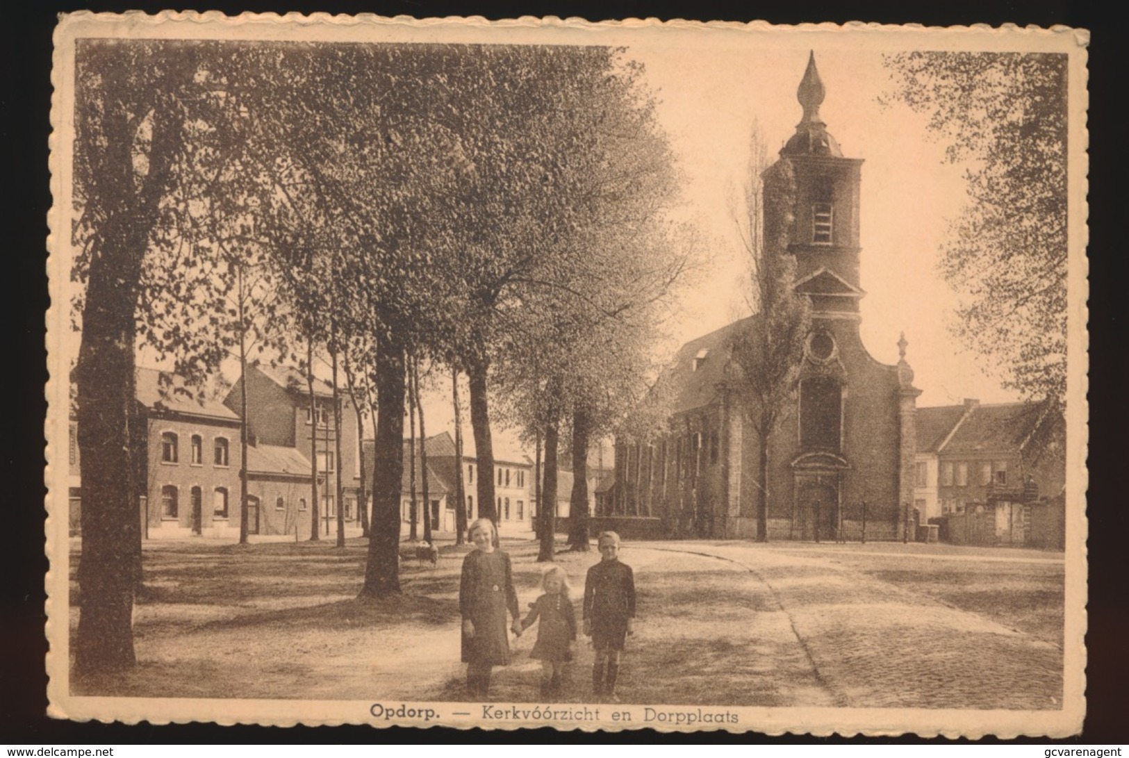 OPDORP  KERKVOORZICHT EN DORPPLAATS - Buggenhout