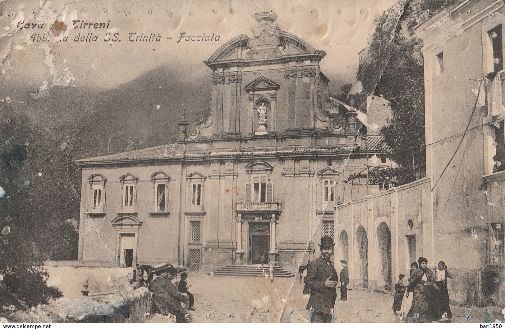 Cava De Tirreni - Abbazia Della S.S. Trinità - Facciata (evidenti Segni Del Tempo) - Cava De' Tirreni