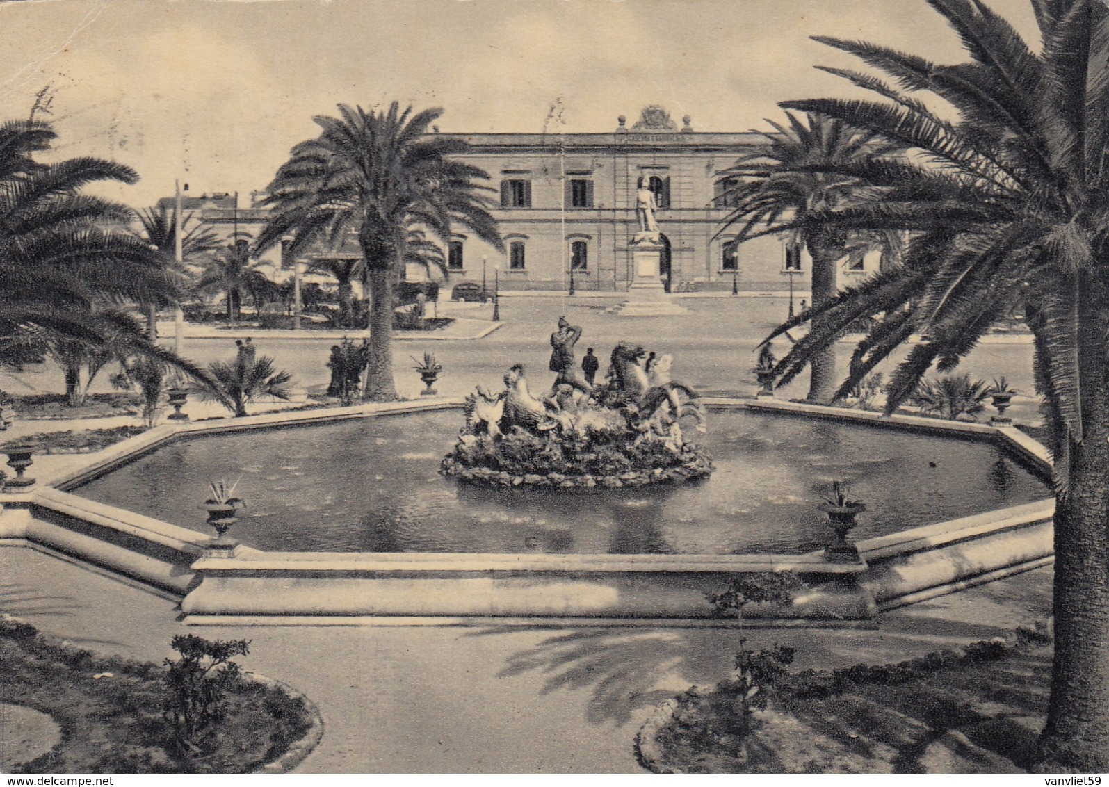 TRAPANI-PIAZZA VITTORIO EMANUELE-CARTOLINA VIAGGIATA IL 13-2-1959 - Trapani