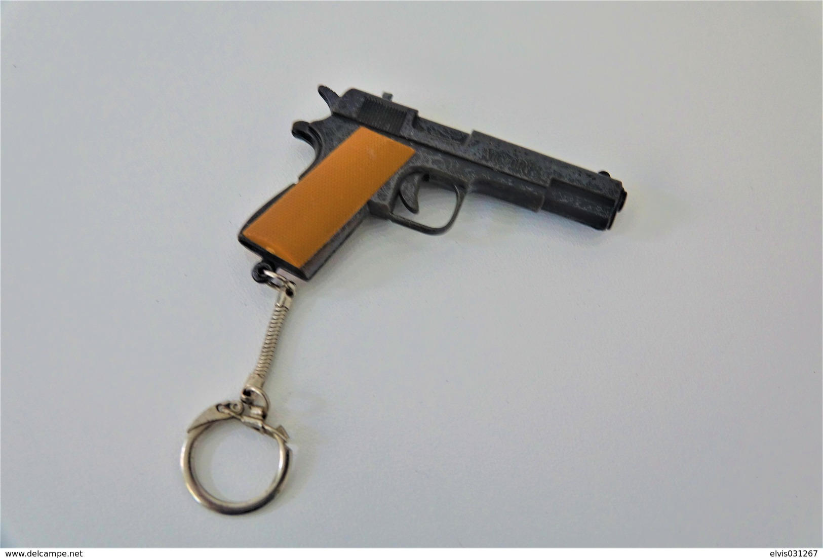 Vintage TOY GUN :  VICTORY M1911 - KEYCHAIN - L=9cm - 1960 - Keywords : Cap - Cork Gun - Rifle - Revolver - Pistol - Tin - Armes Neutralisées