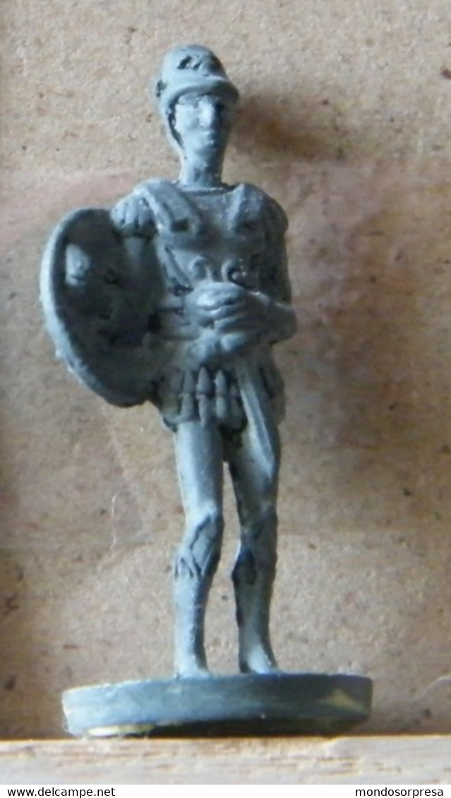 (SLDN°64) KINDER FERRERO, SOLDATINI IN METALLO CAVALIERI 35 MM C13 - Figurine In Metallo