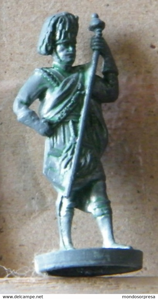 (SLDN°70) KINDER FERRERO, SOLDATINI IN METALLO SCOZZESE 1850-1908 35MM F34 - Figurines En Métal