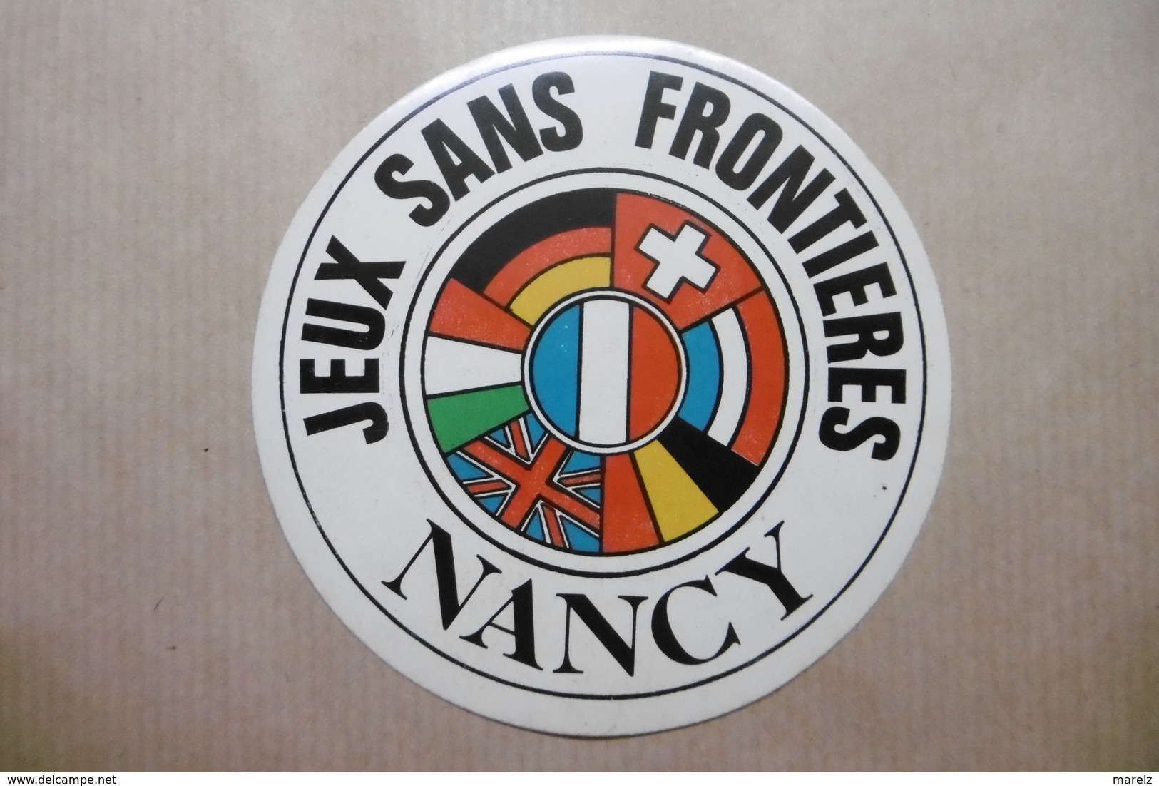 Autocollant : JEUX SANS FRONTIÈRES (ancienne émission De Télévision) à NANCY 54 MEURTHE ET MOSELLE - Stickers