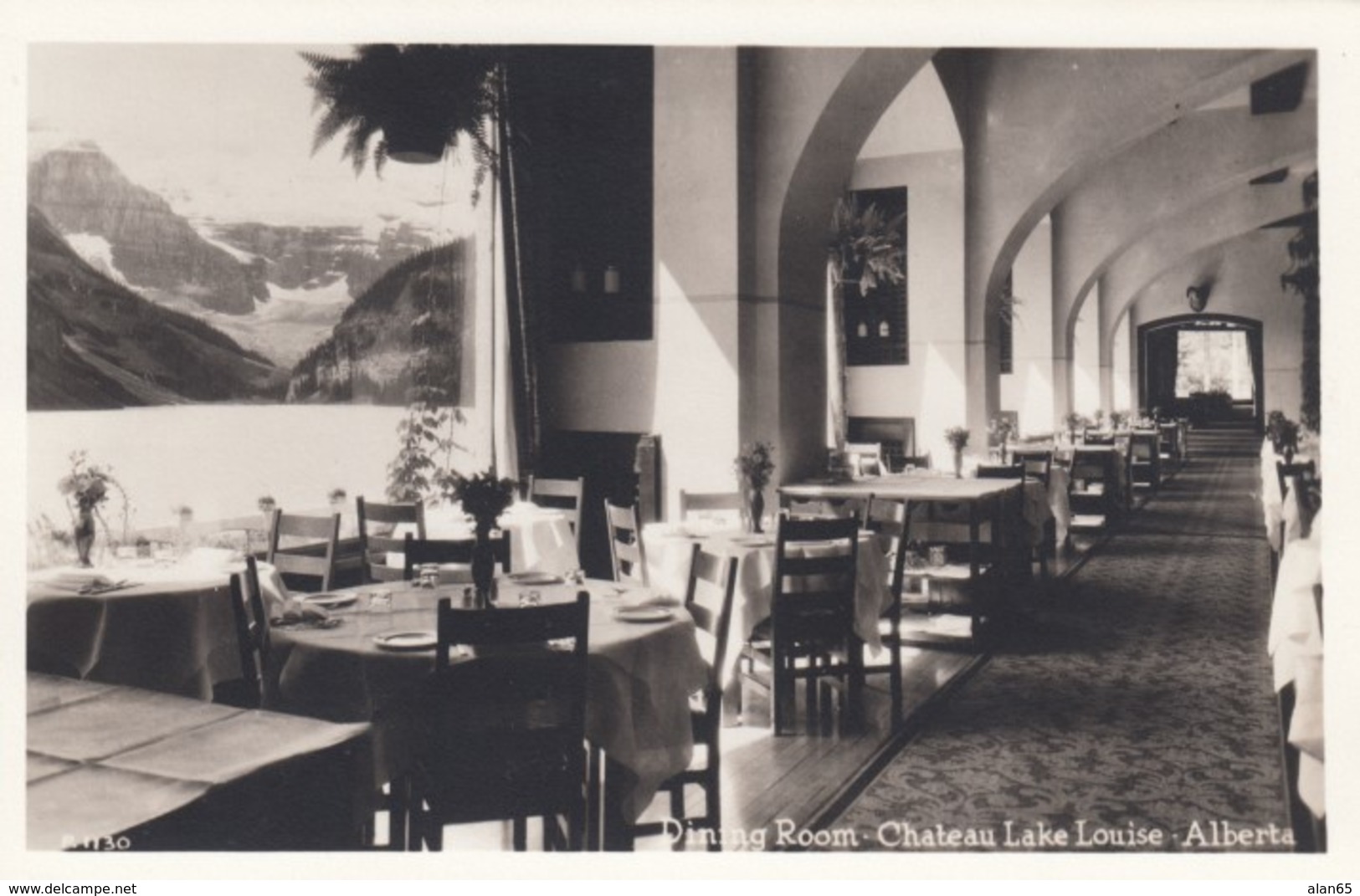 Chateau Lake Louise Alberta Canada, Dining Room Interior View, C1940s/50s Vintage Real Photo Postcard - Lac Louise