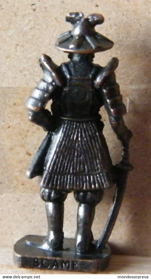 (SLDN°71) KINDER FERRERO, SOLDATINI IN METALLO SAMURAI  3 GIAPPONESI 1600 - SCAME 40 MM BRUNITO - Figurine In Metallo