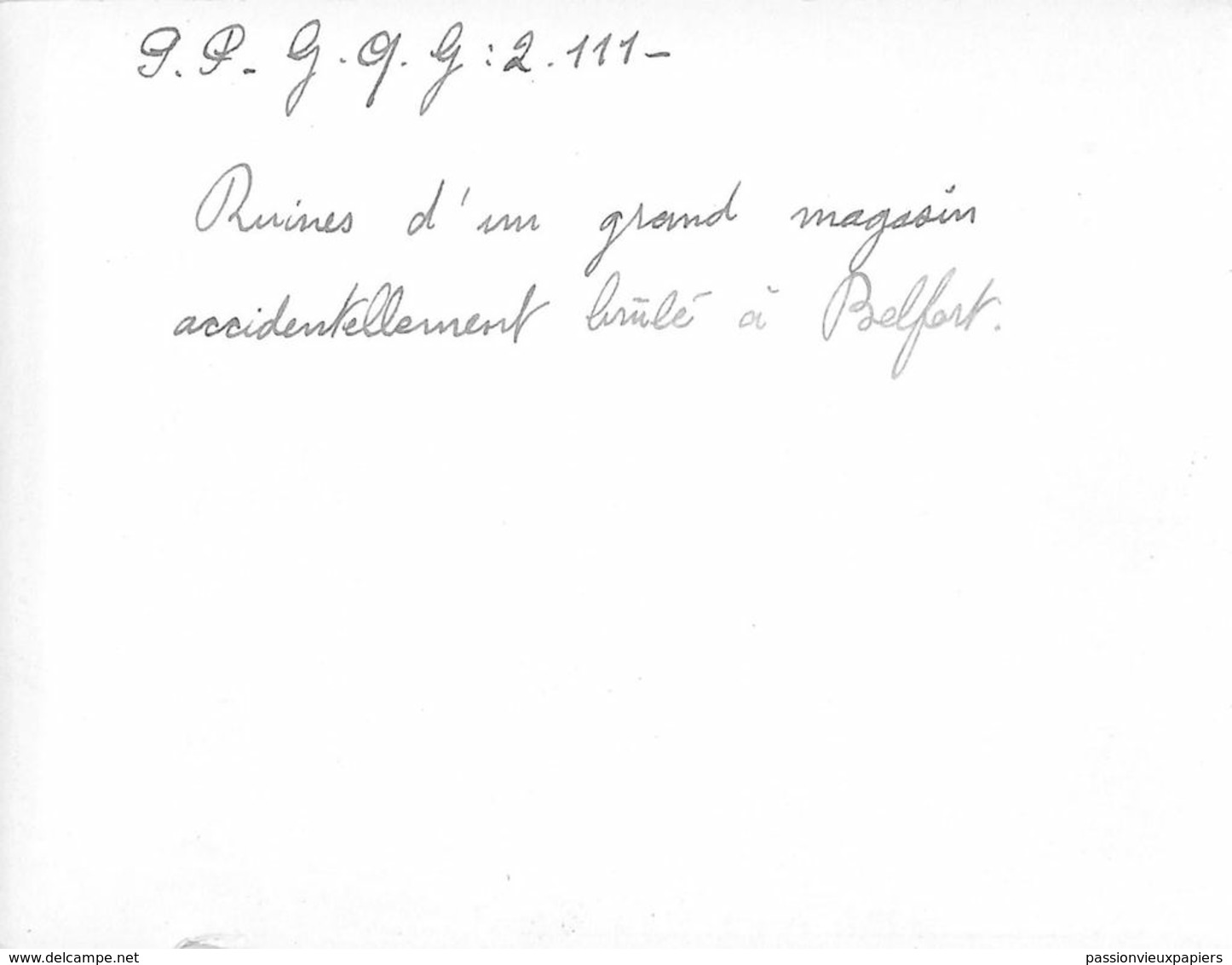 PHOTO  BELFORT 1940 INCENDIE GRAND MAGASIN (probablement GALERIES MODERNES En JANVIER) (3) - Belfort - Ciudad