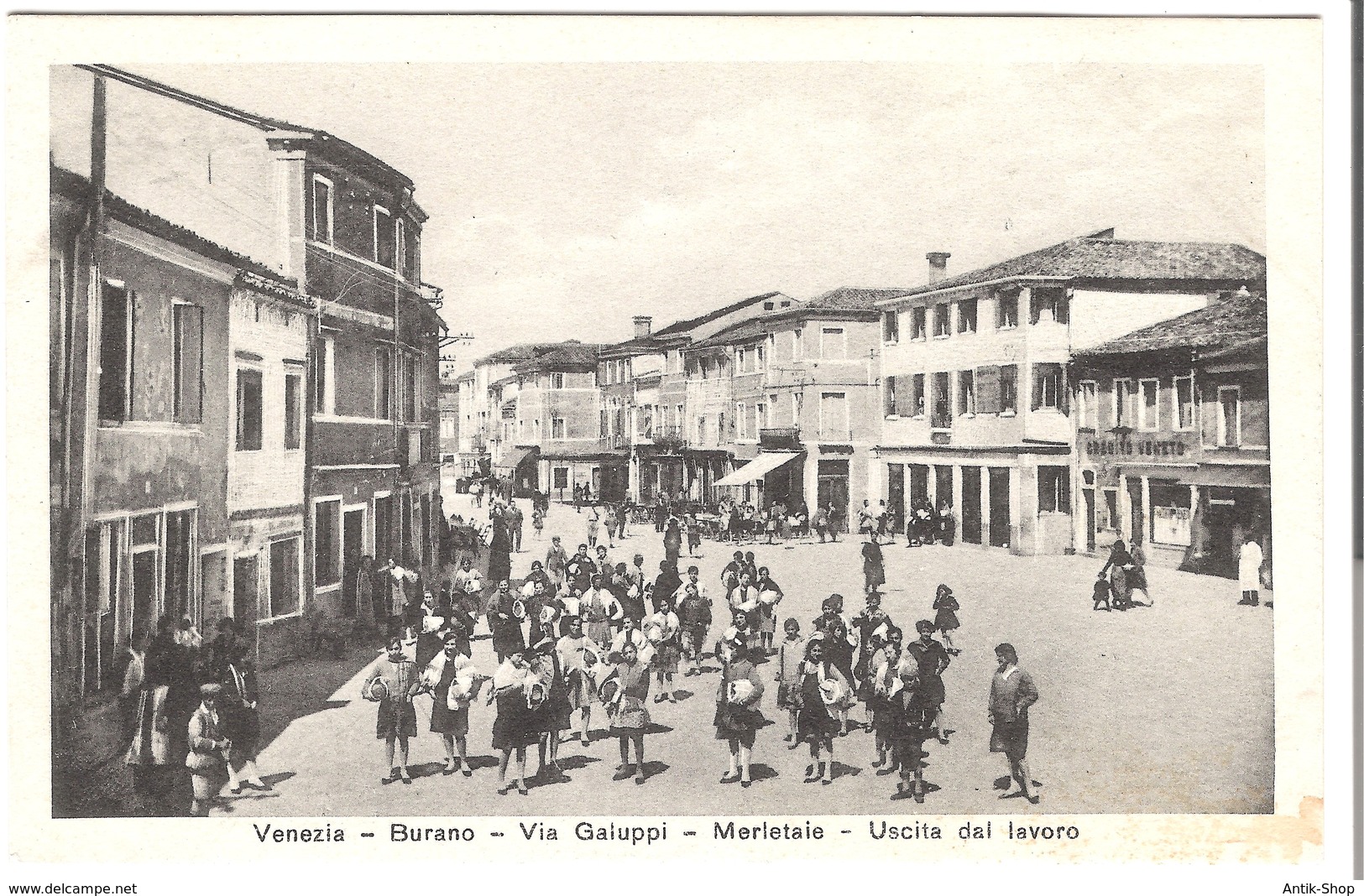 Venezia - Burano - Via Galuppi - Merletaie - Uscita DaLavoro V. 1938 (3467) - Venezia