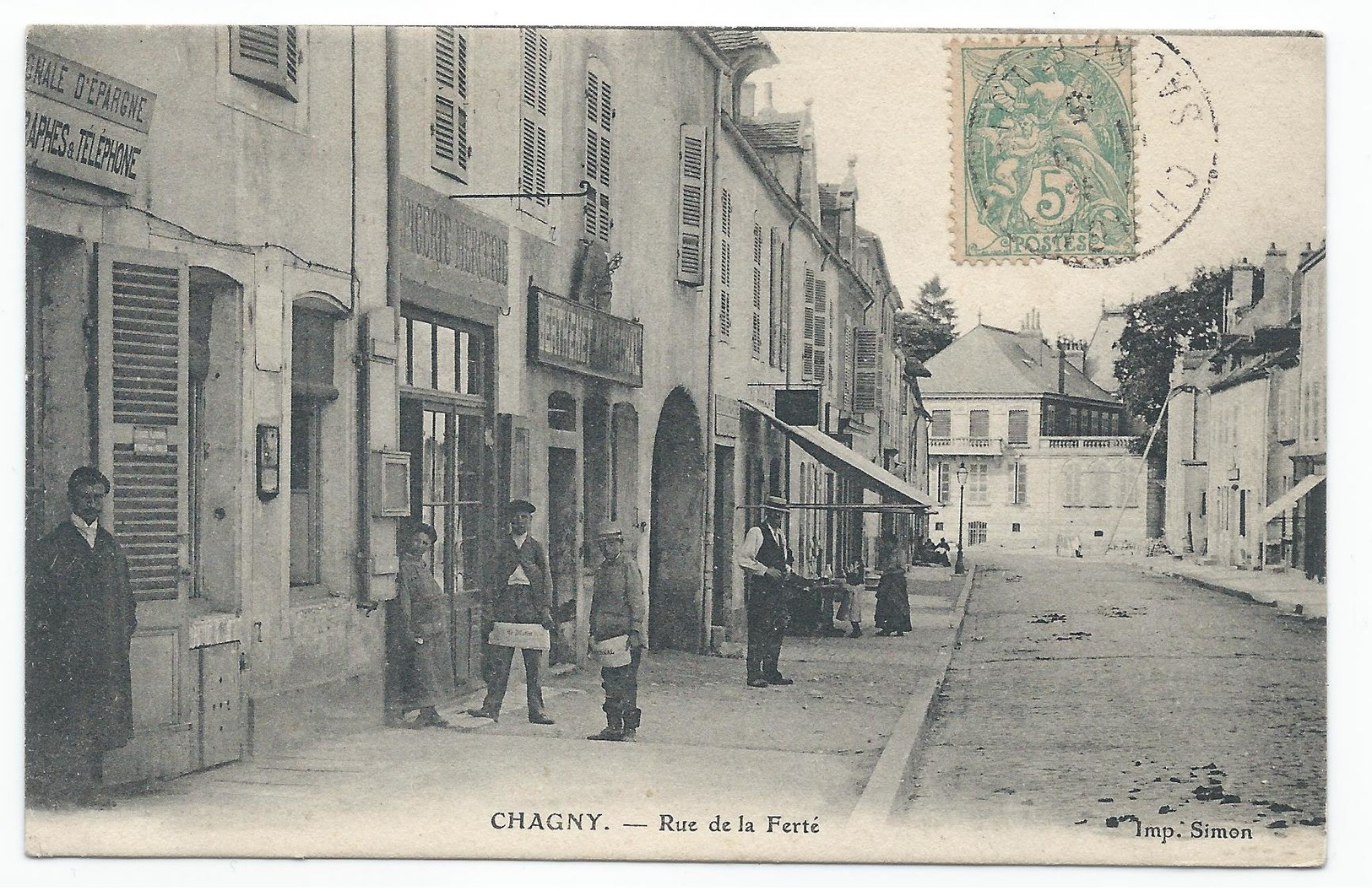 CHAGNY ( 71 - Saône Et Loire ) - Rue De La Ferté ( Animée, Personnes , Commerces ) - Excellent Etat - Chagny