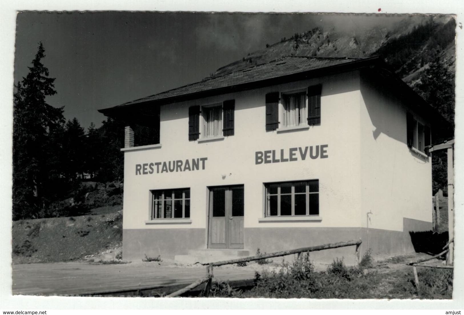 Suisse // Schweiz // Valais // Savièse, Mayen De La Dzour, Café Bellevue - Savièse