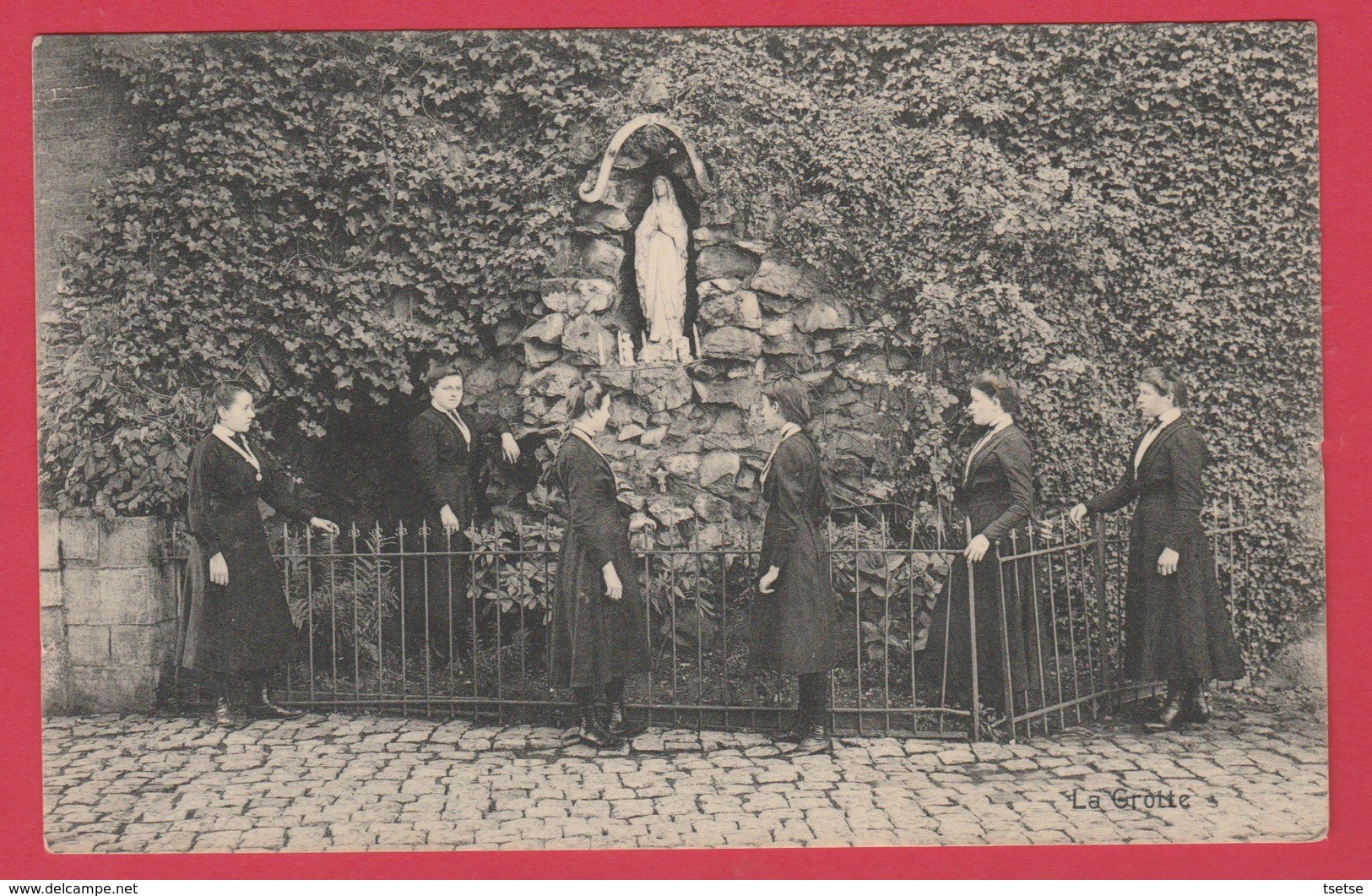 Soignies - Etablissement Des Religieuses - Pensionnat - Ecole Moyenne - La Grotte ... éléves  - 1914 ( Voir Verso ) - Soignies