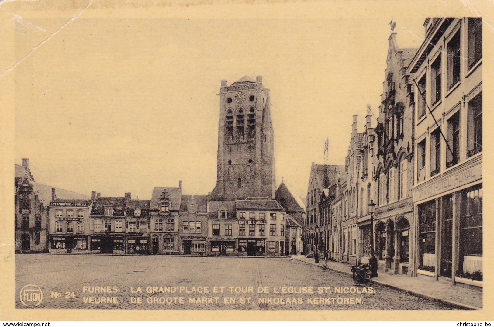 Veurne, De Grote Markt En St Nikolaas Kerktoren (pk60900) - Veurne