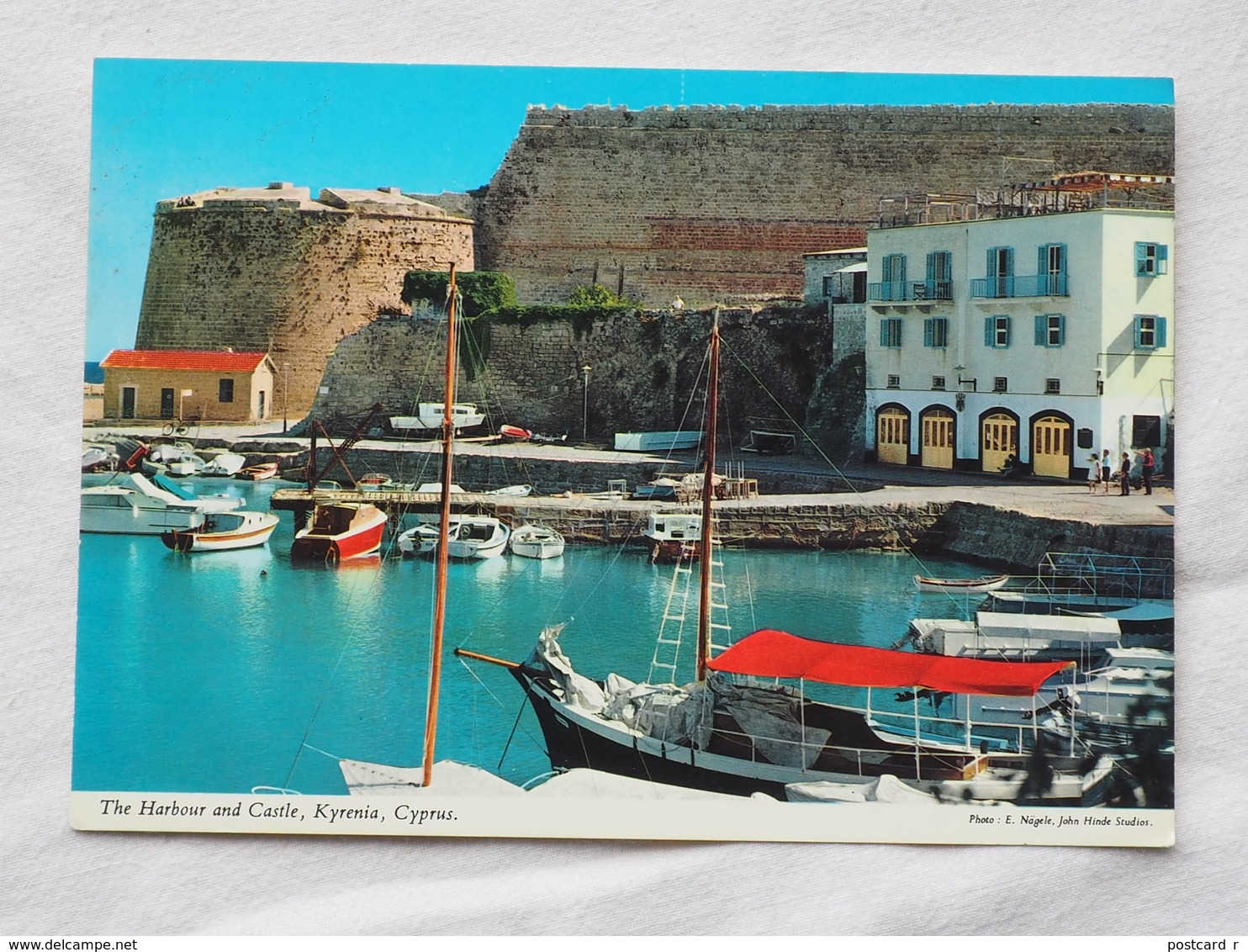 Cyprus Kyrenia Harbour And Castle   A 196 - Cipro