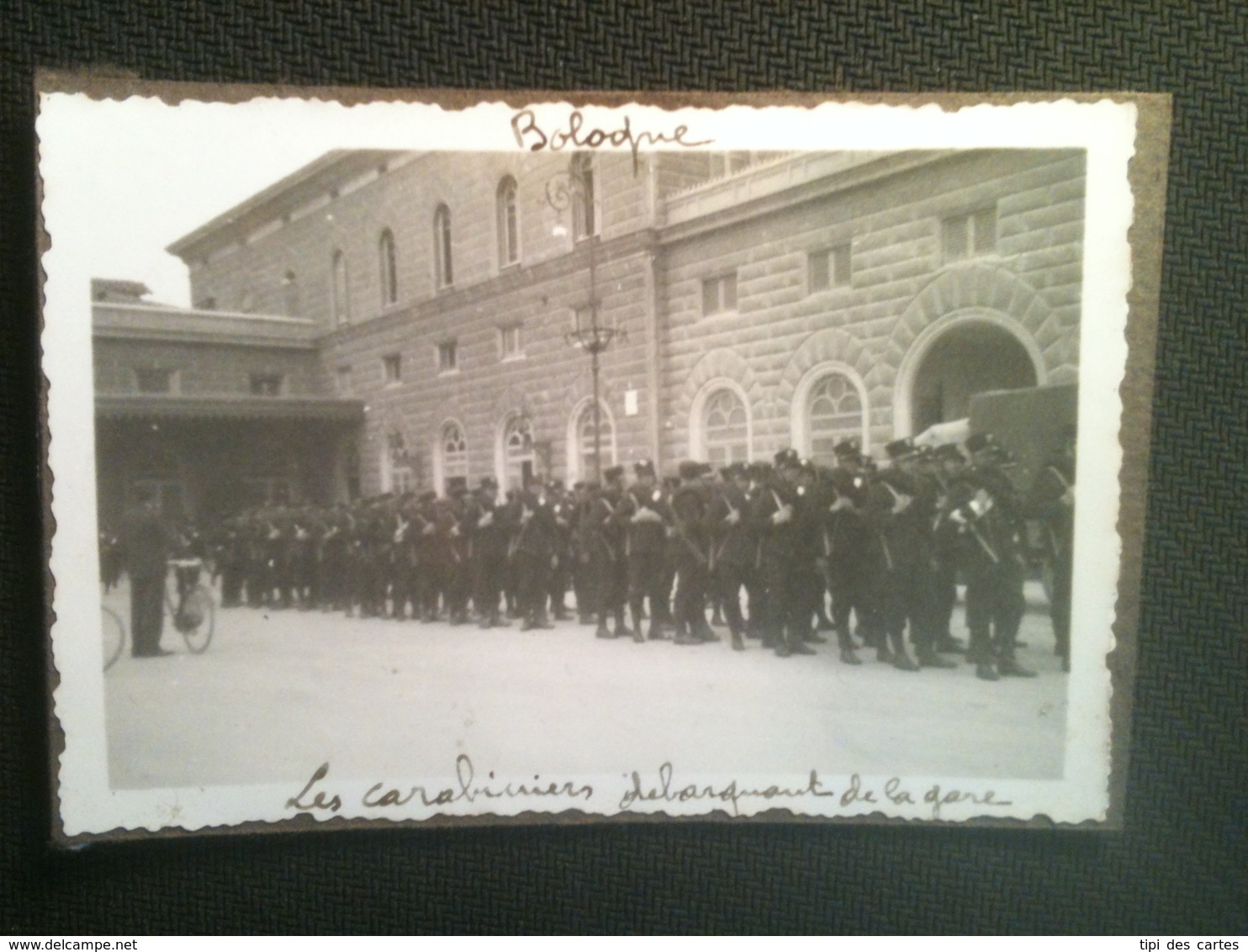 Photo - Bologne, Les Carabiniers Débarquant De La Gare, 1934 - Luoghi