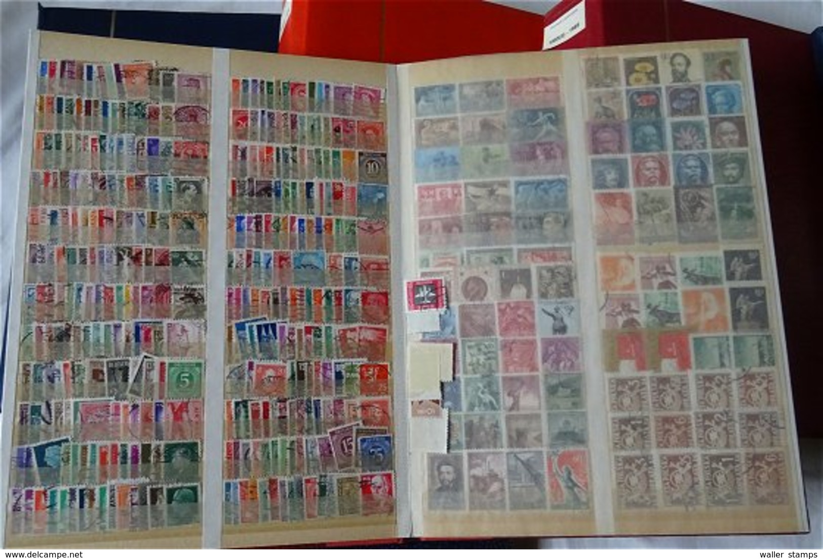 Lot With World Stamps In 10 Albums