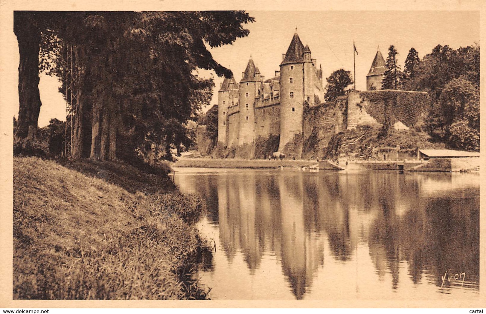 56 - JOSSELIN - Les Bords De L'Oust Et Le Château - Josselin