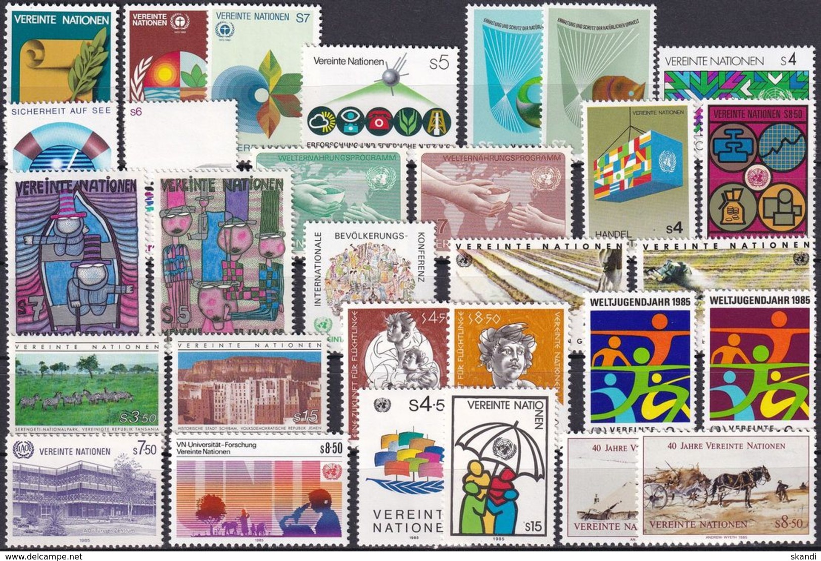 UNO WIEN 1979-1988 Mi-Nr. 1-Block 4 Kpt. Jahrgänge / Sammlung ** MNH - Lots & Serien