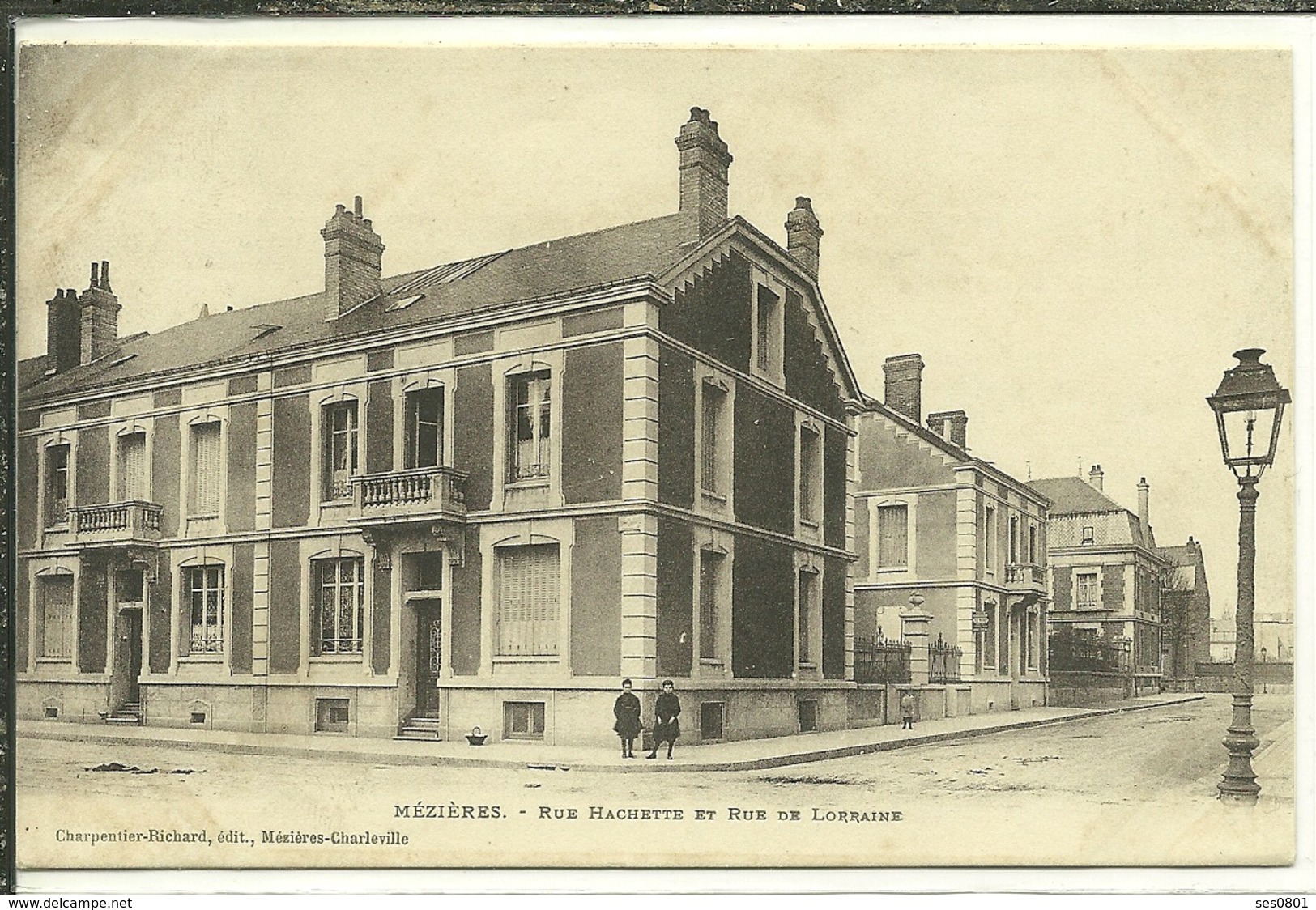 08 Ardennes MEZIERES Rue HACHETTE Et Rue De LORRAINE Animée - Autres & Non Classés