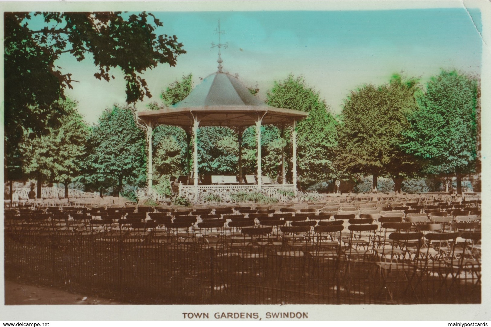 AO05 Town Gardens, Swindon - RPPC - Other & Unclassified