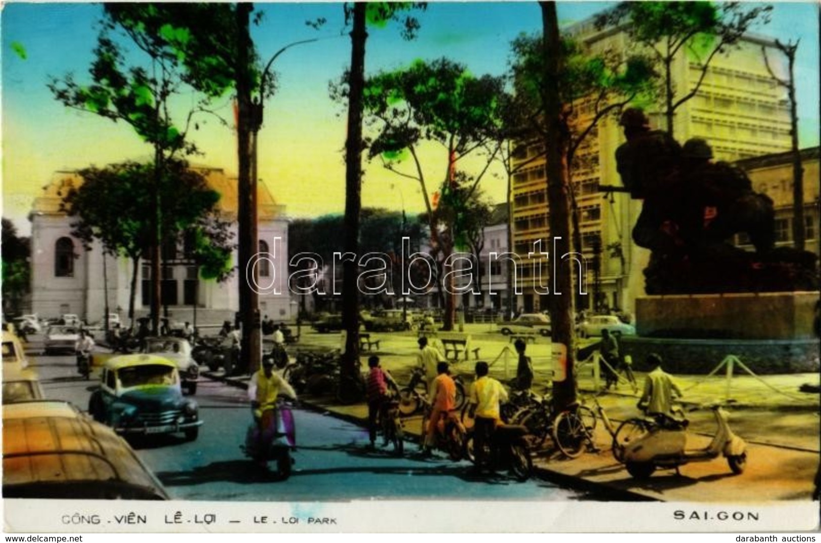 * T2 1974 Saigon, Ho Chi Minh City; Gong Vien Le Loi / Le Loi Park With Automobiles, Motorbike And Bicycles - Non Classés