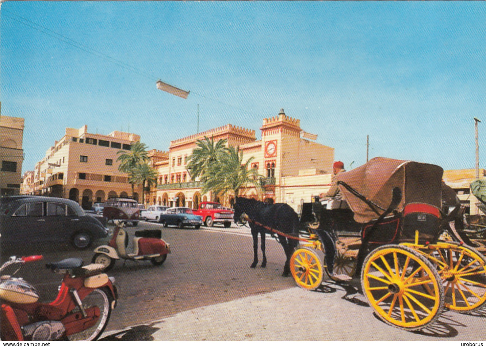 LIBYA - Benghazi - Piazza Municipio - Municipality Square - Automotive - Vespa - Libya