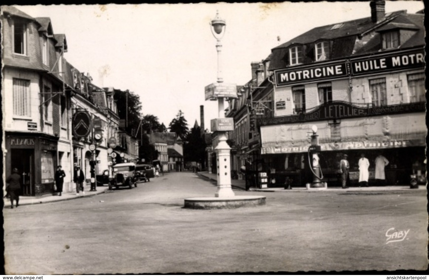 Cp Pont L Eveque Calvados, Place Du Calvaire - Autres & Non Classés