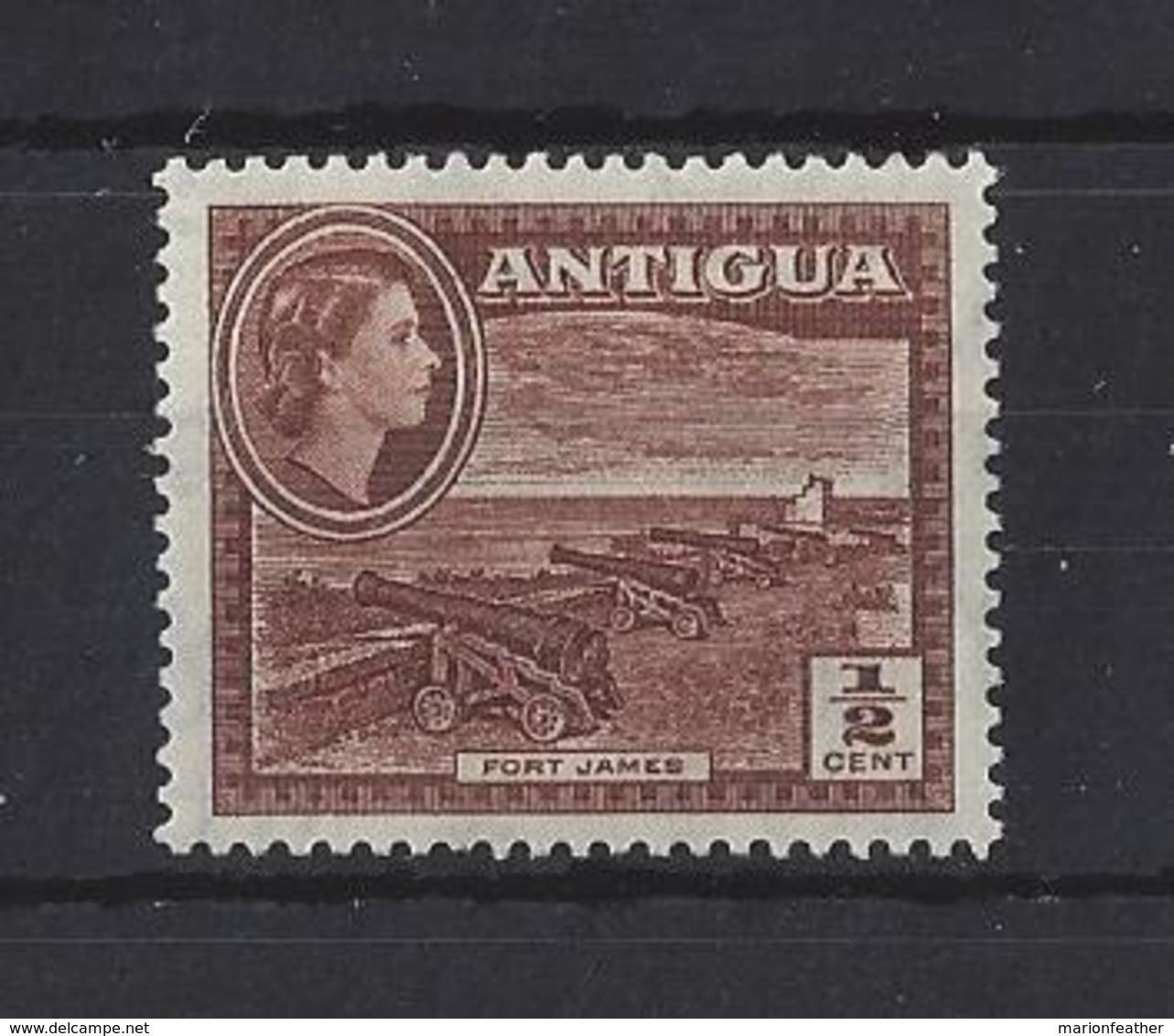 ANTIGUA..QUEEN ELIZABETH II.(1952-NOW)...HALFc......SG120a.....MNH. - 1858-1960 Colonia Británica