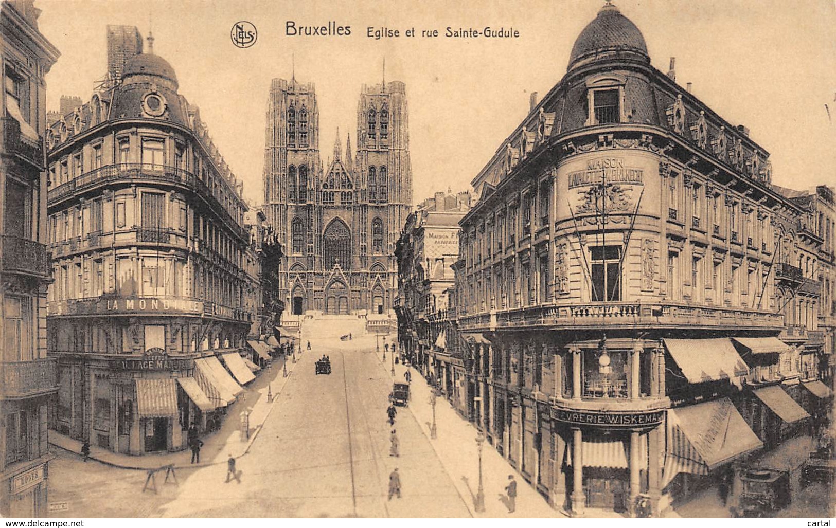 BRUXELLES - Eglise Et Rue Sainte-Gudule - Avenidas, Bulevares