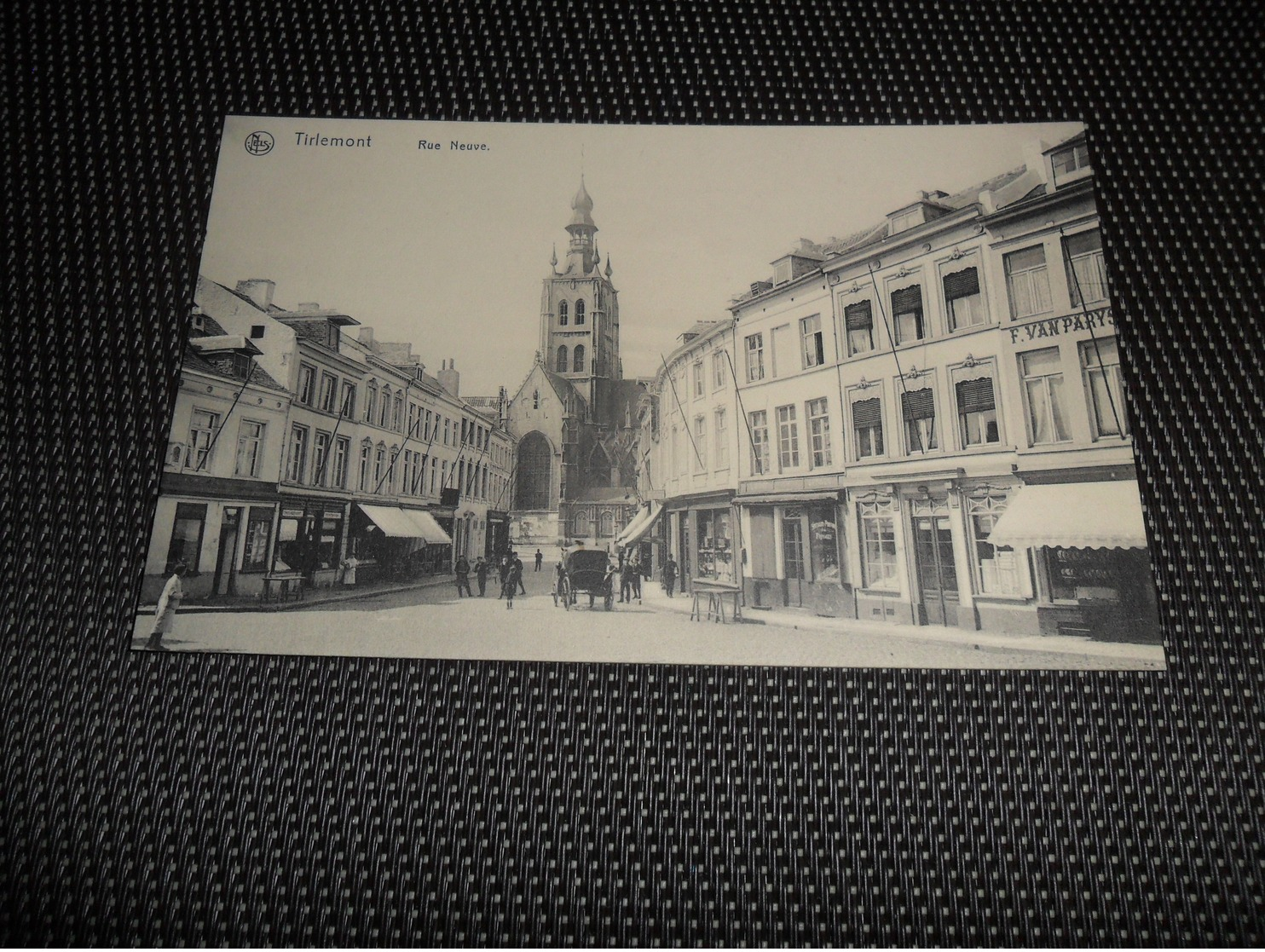 Beau lot de 20 cartes postales de Belgique       Mooi lot van 20 postkaarten van België   - 20 scans