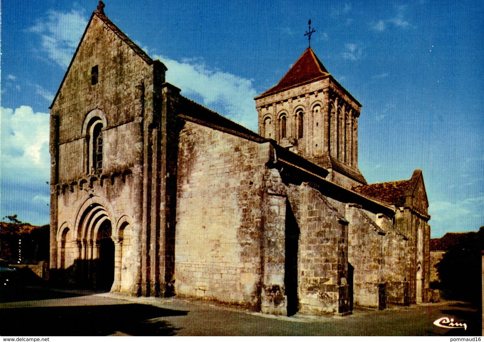 CPM Courcôme L'Eglise Environs De Villefagnan - Chiese E Cattedrali