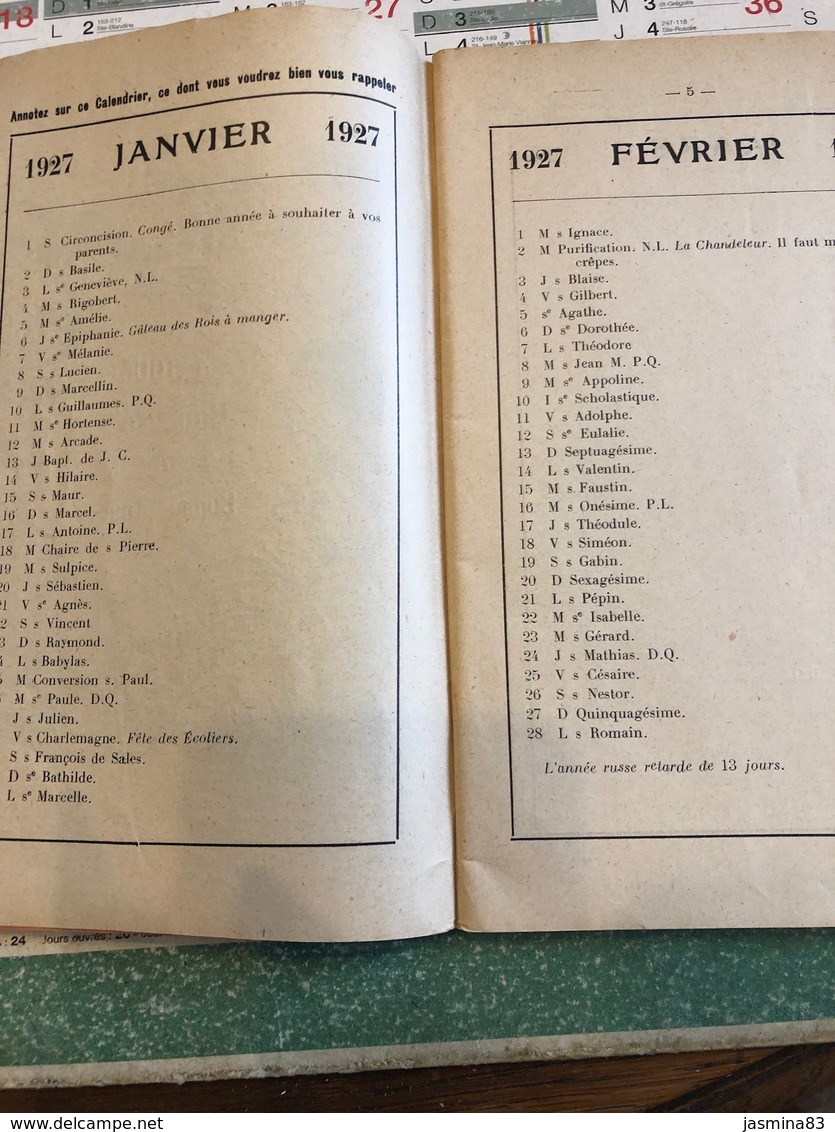 Almanach De Marionnettes & Guignols (livre De  147 Pages De 21 Cm Sur 13,5 Cm - Autres & Non Classés