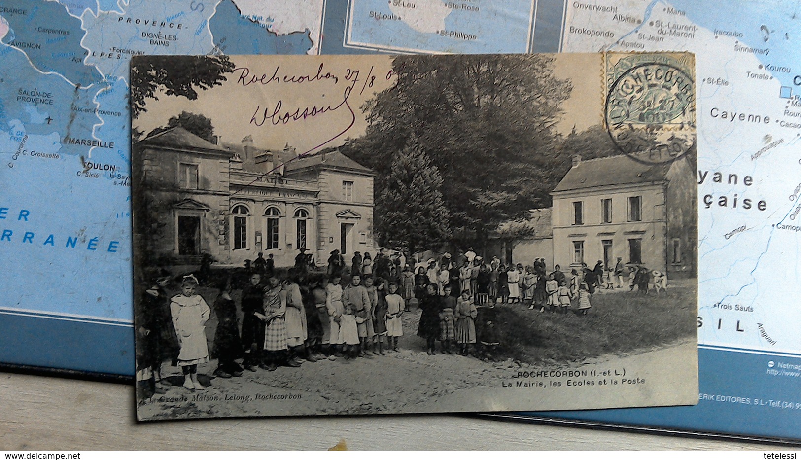 CPA Rochecorbon Très Animée Mairie école Et Poste - Rochecorbon