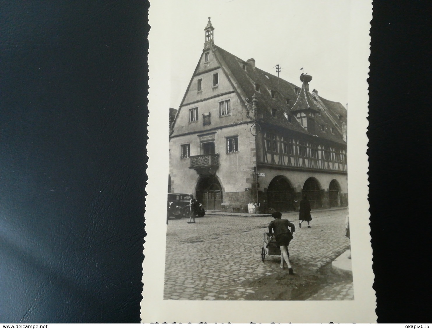 120 PHOTOS DONT photo du Roi Baudouin EXPOSITION  FRANCE  STAND DE HOLLANDE COSTUMES TRADITIONNELLES en  1977