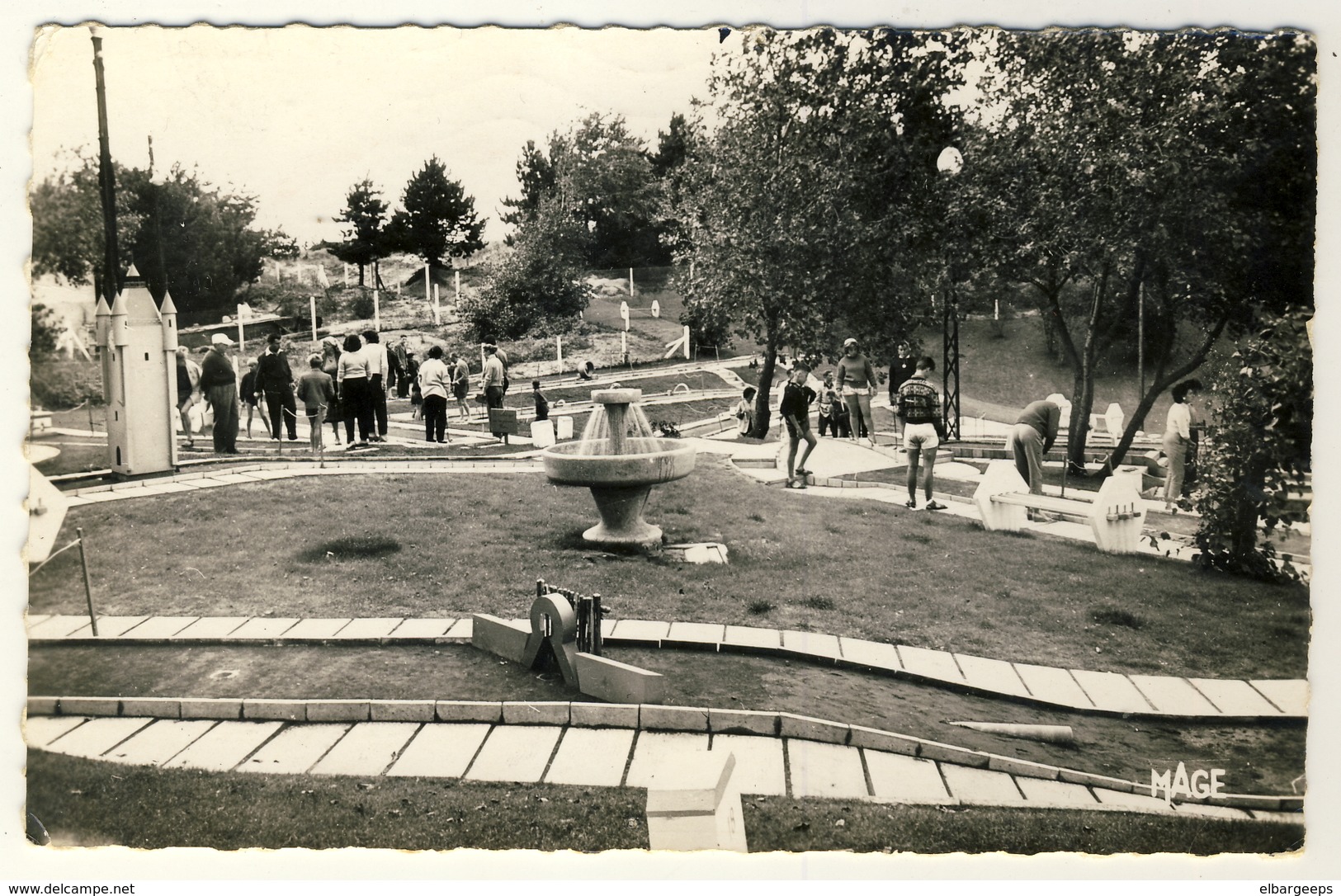 Golf Miniature  - Quend Plage Les Pins Année 1964 - Jeux D'Enfants - Kampfsport